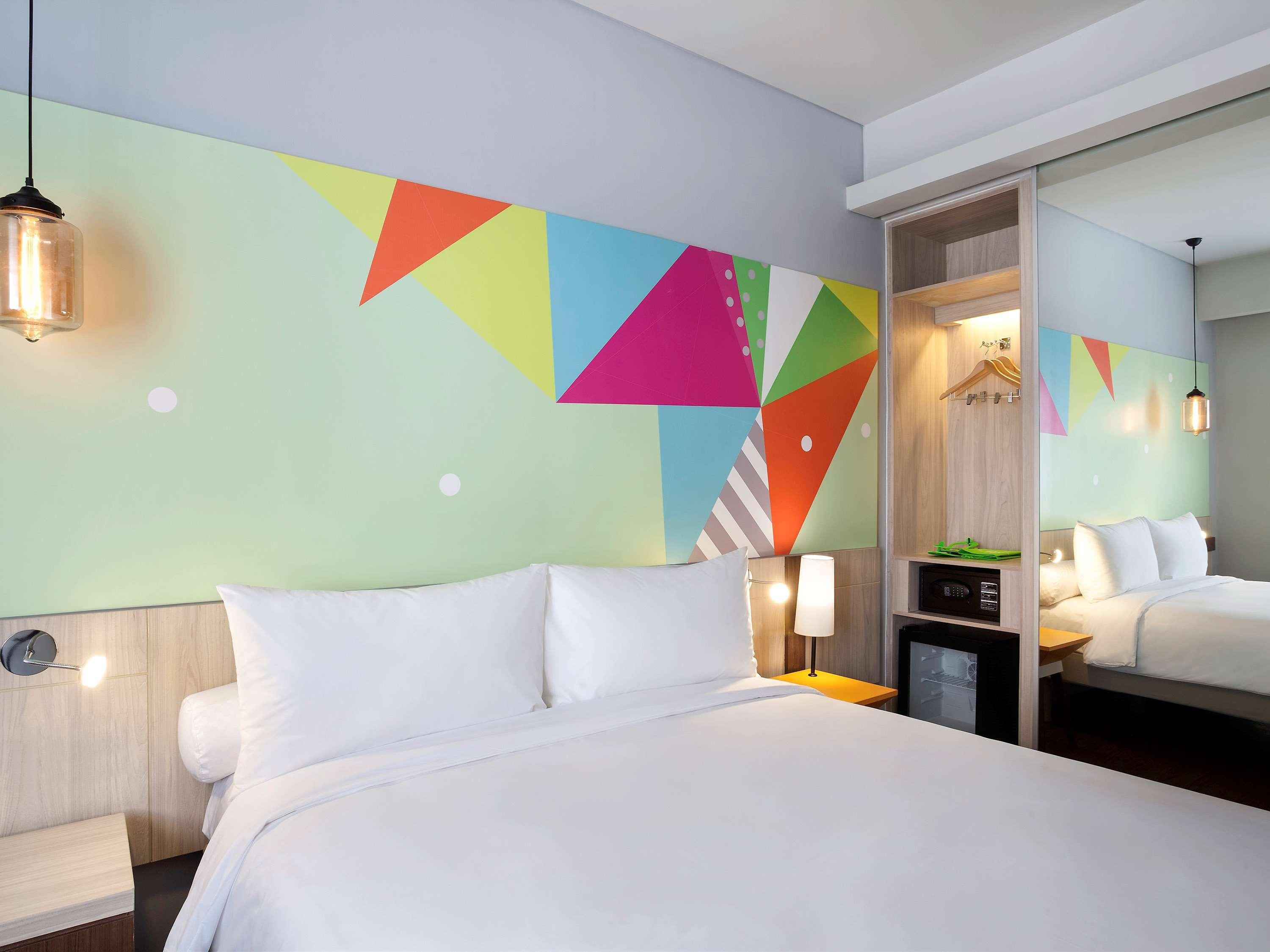 Ibis Styles Jakarta Sunter Exterior photo