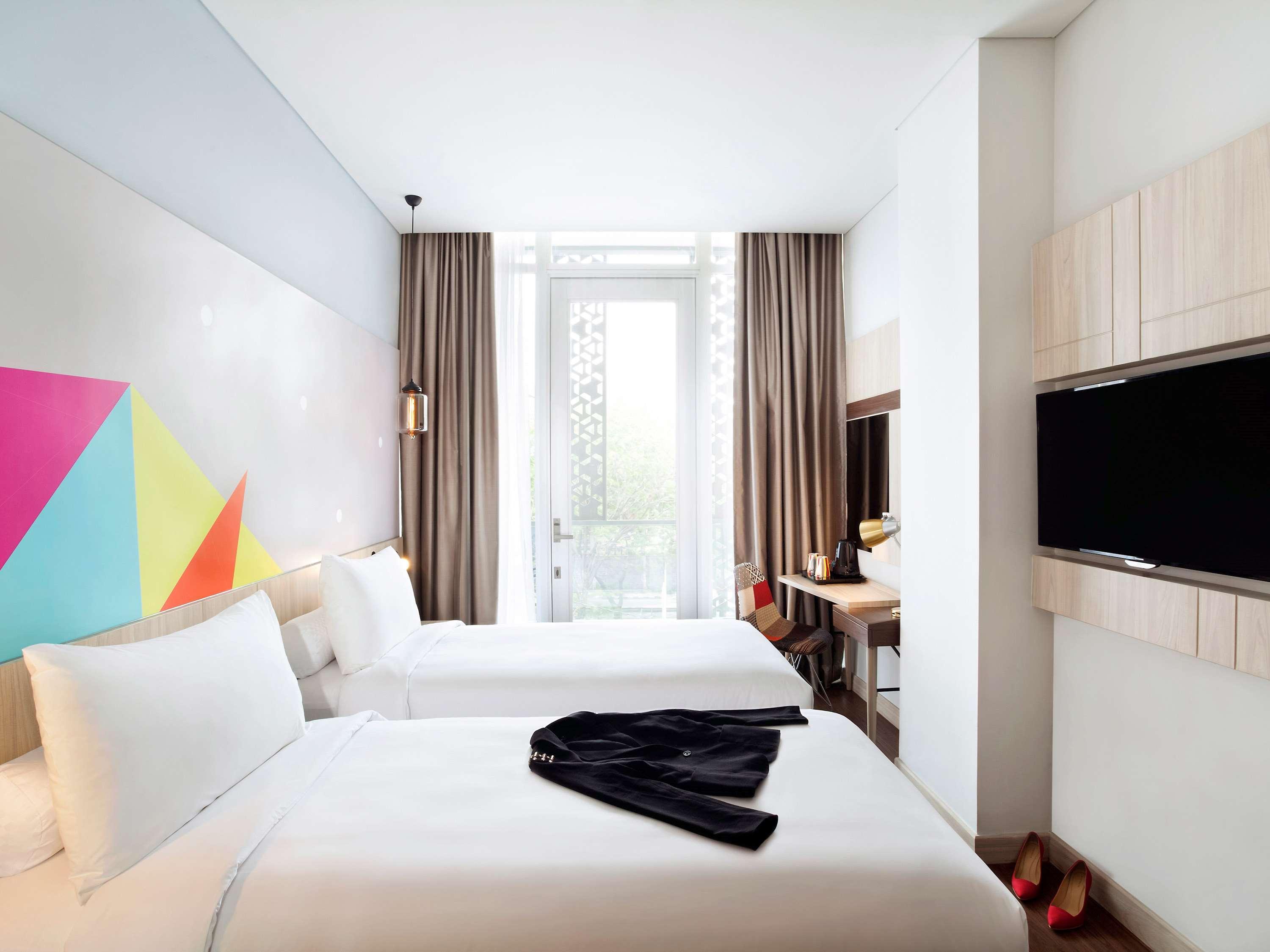 Ibis Styles Jakarta Sunter Exterior photo
