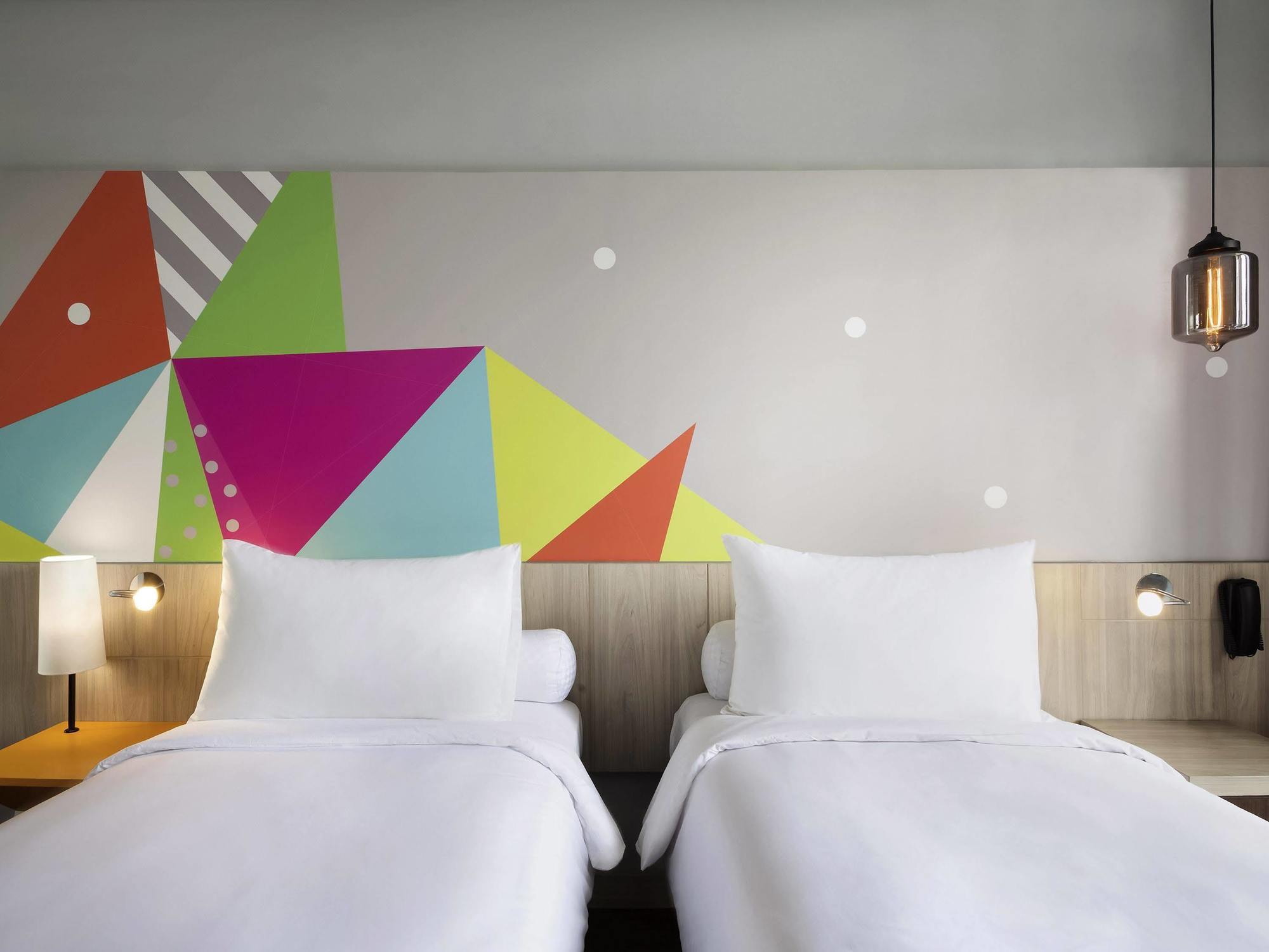 Ibis Styles Jakarta Sunter Exterior photo